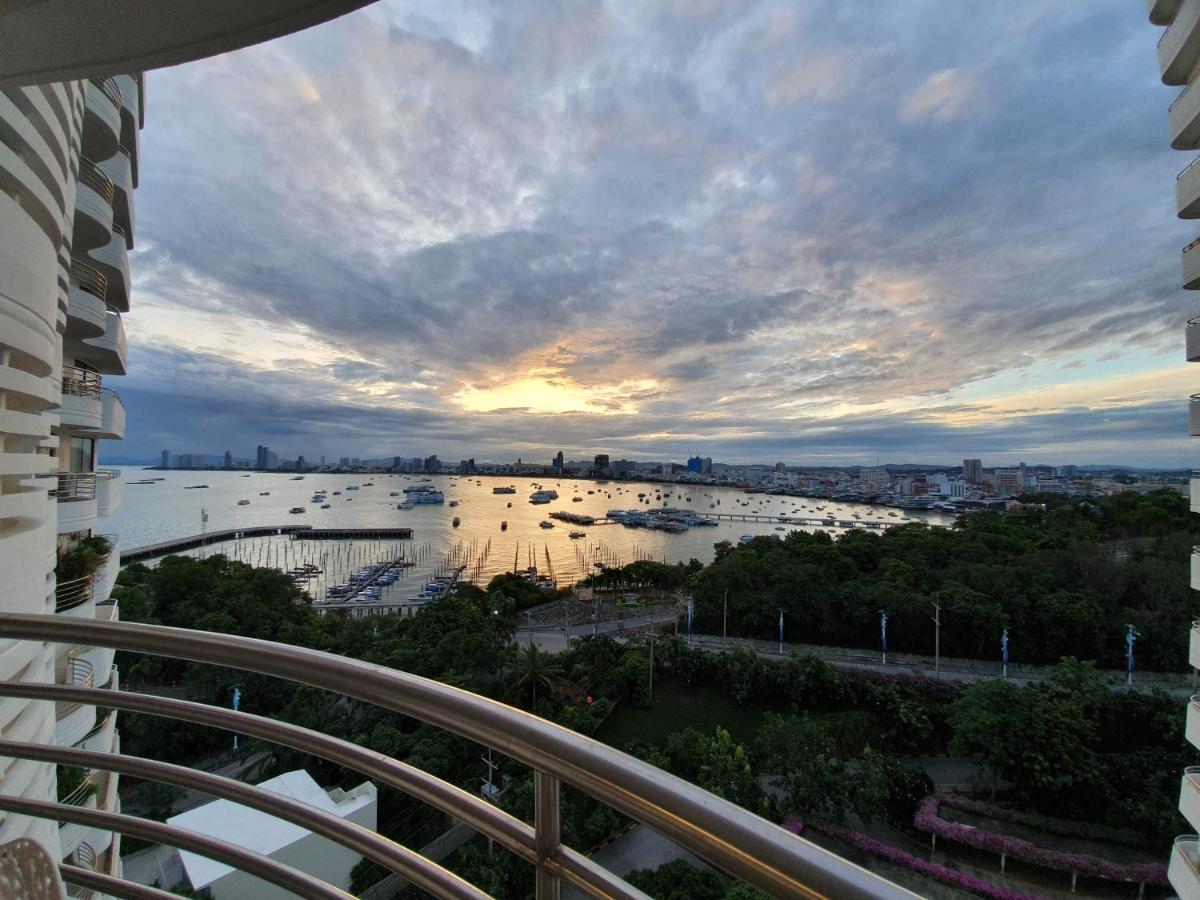 Spacious Room With Ocean & City View Pattaya Eksteriør billede